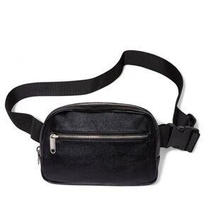 WILD FABLE Crossbody Bag/Fanny Pack Faux Leather Canvas Strap in Black